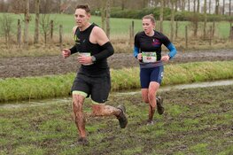 Yannick Michiels en Jetske van Kampen winnaars van loodzware Kerstcross