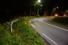 Auto crasht in Berkhout: inzittenden hebben engeltje op hun schouder