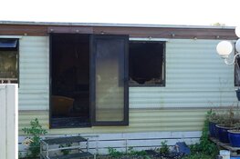 Stacaravan in brand op vakantiepark in Ursem