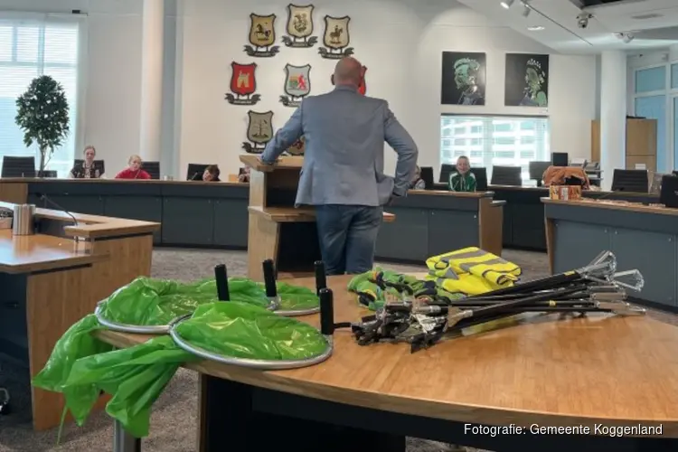 Kinderraad Koggenland geeft het goede voorbeeld met opruimen zwerfafval