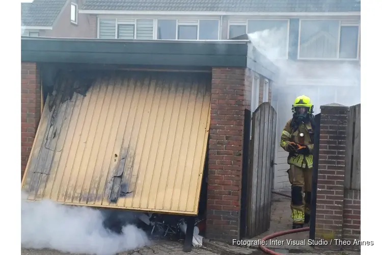 Brand in garagebox in Obdam