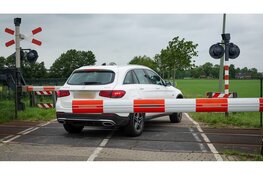 Geen treinen tussen Hoorn en Heerhugowaard door defecte trein bij Berkhout, ook autoverkeer ondervind hinder