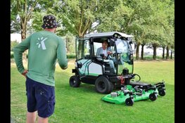 Koggenland maait stil en schoon met elektrische gazonmaaier
