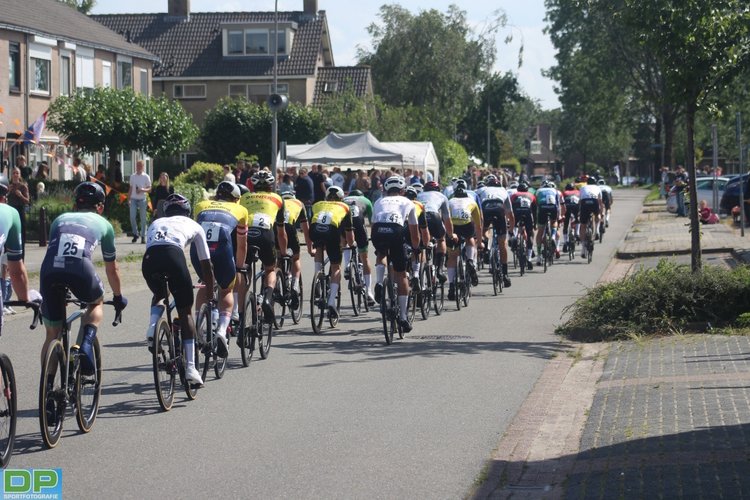 Roy Hoogendoorn de rapste in Ronde van Obdam