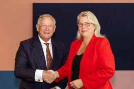 Westfriese Bibliotheken en gemeente Koggenland tekenen huurovereenkomst