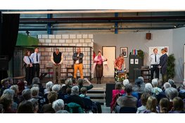 Bajesbonje zorgt voor groot succes bij 80-jarig jubileum Toneelvereniging Nieuw Leven