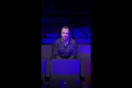 Bas Erlings praat in Bovenkarspel over populisme en lokale politiek