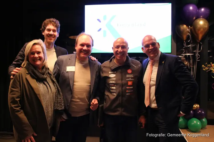 Succesvolle eerste editie ondernemersnetwerkbijeenkomst Samen Krachtig Koggenland met autocoureur Tom Coronel: ‘Alleen ben je sneller, samen kom je verder’