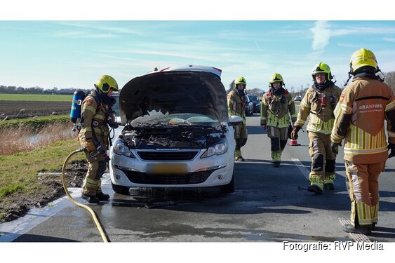 Autobrand op N194 bij Avenhorn