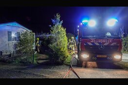 Heg vat vlam op chaletpark in Hensbroek