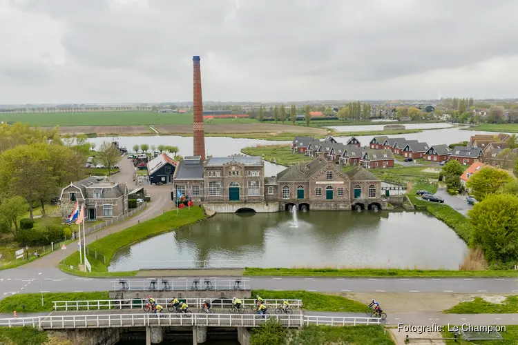 Typisch Hollandse omstandigheden tijdens lenteklassieker Ronde van Noord-Holland