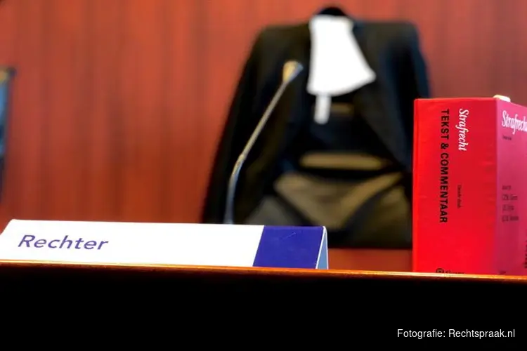 Pleegvader veroordeeld voor aanranding minderjarige pleegdochter