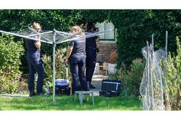 Politie onderzoekt verdachte omstandigheden bij woning in Hoogwoud