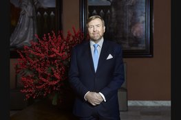 Koning Willem-Alexander brengt bezoekt aan Ursem