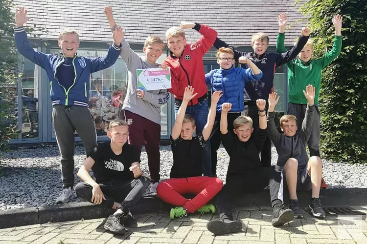 Jongeren zamelen recordbedrag in voor goede doelen