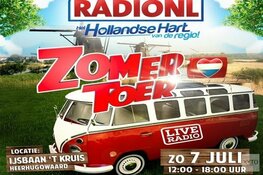 Hessel Wijkstra, presentator op volle kracht, onlosmakelijk verbonden met Zomertoer