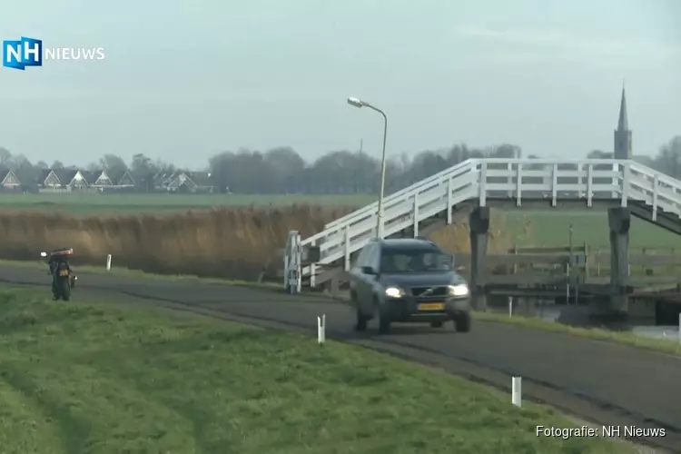 Komen er dan eindelijk snelheidsdrempels op de gevaarlijke Berkmeerdijk?
