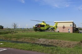 Wielrenner ten val: traumaheli ter plekke