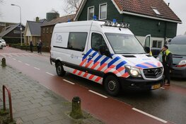 Ernstige aanrijding tussen Connexxion-bus en fietser in Berkhout