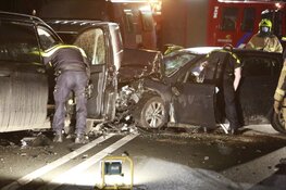 Zwaar ongeluk op N194 bij De Goorn, twee gewonden