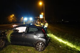 Auto gecrasht op A7, bij Berkhout