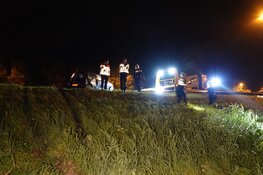 Auto gecrasht op A7, bij Berkhout